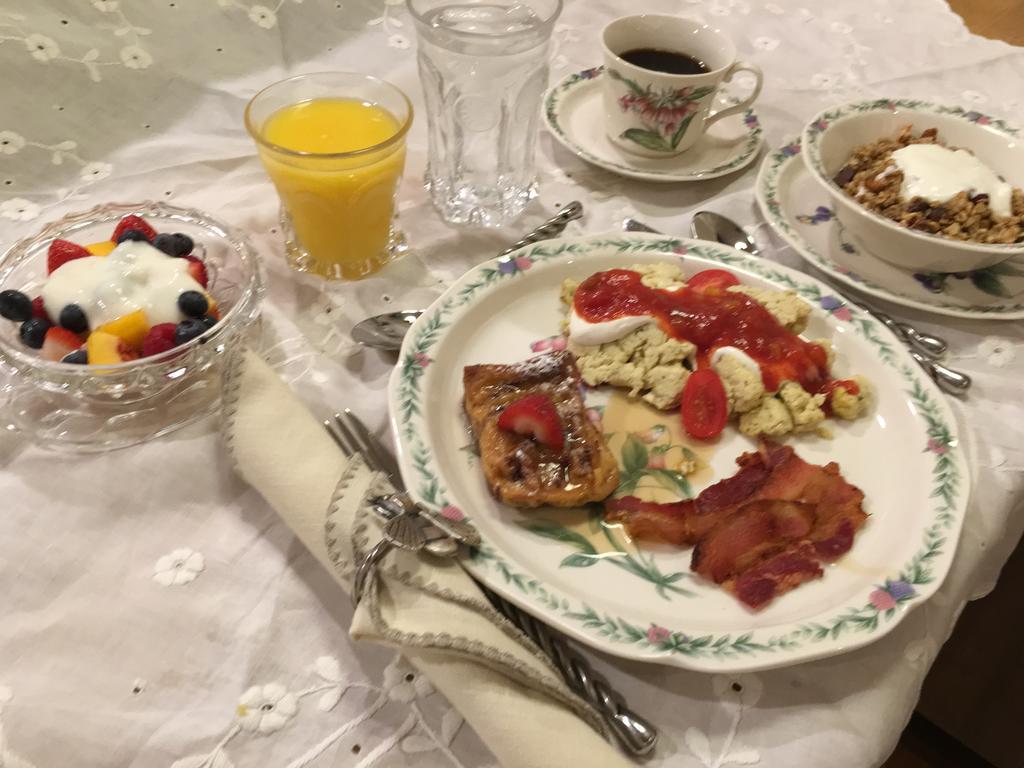 Ebenezer House Bed & Breakfast Burtonsville Eksteriør bilde