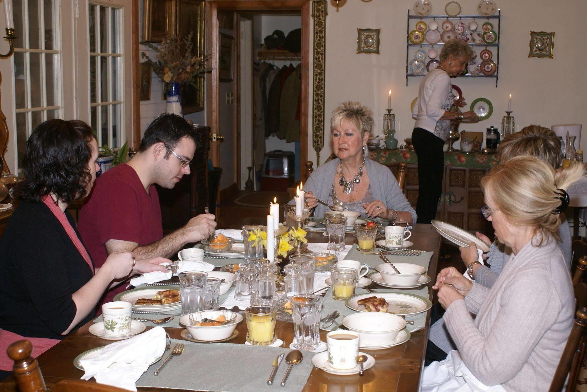 Ebenezer House Bed & Breakfast Burtonsville Eksteriør bilde